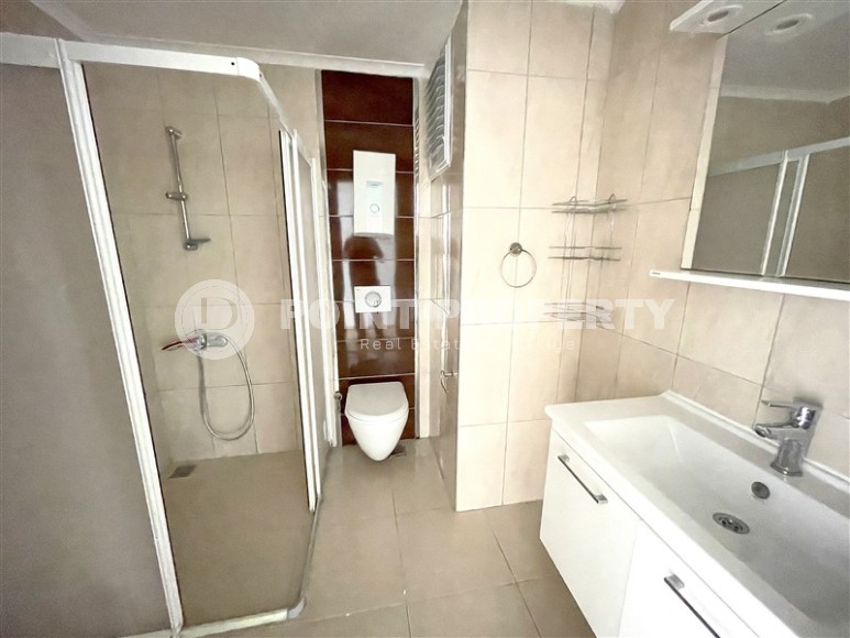 Spacious 2+1 apartment in Mahmutlar-id-8797-photo-9