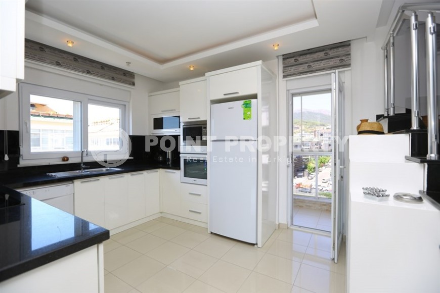 Меблированный дуплекс 142 м² в центре Аланьи с видом на море-id-8823-фото-4
