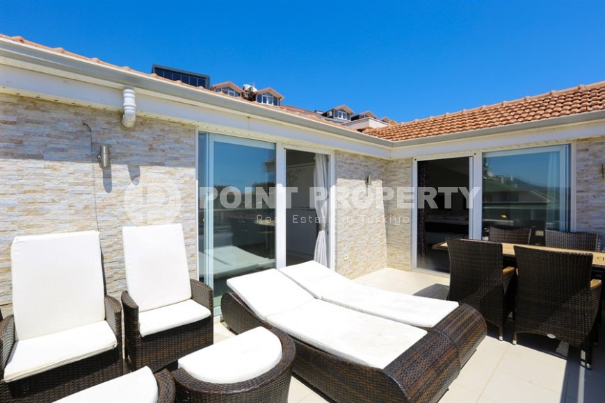 Furnished duplex 142 m² in the center of Alanya with sea view-id-8823-photo-16