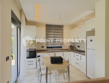 Уютная вилла с террасой и шикарными видами на горы-id-8832-фото-4