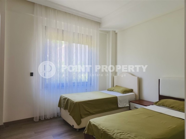 Уютная вилла с террасой и шикарными видами на горы-id-8832-фото-8