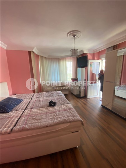 Ready to move in, three bedroom apartment, 175m², in a cozy complex in Cikcilli, Alanya-id-1688-photo-13