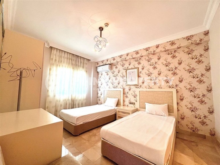 Квартира с двумя спальнями и невероятными видами на горы и море-id-8833-фото-9