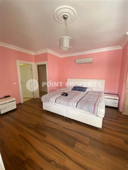 Ready to move in, three bedroom apartment, 175m², in a cozy complex in Cikcilli, Alanya-id-1688-photo-15