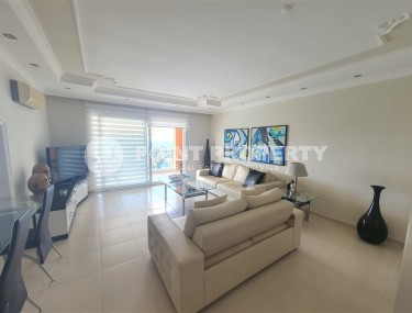 Duplex apartment 180 m² with sea view in Demirtas area, residence permit-id-8835-photo-2