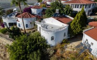 Cozy villa 100 m² in Turkler with pool and garden-id-8898-photo-1