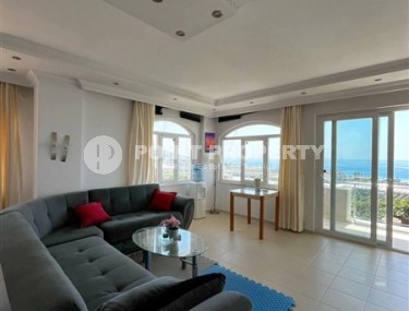 Просторная квартира 135 м² с видом на море в районе Демирташ-id-8913-фото-2