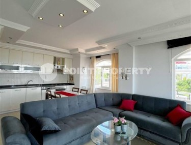 Просторная квартира 135 м² с видом на море в районе Демирташ-id-8913-фото-3