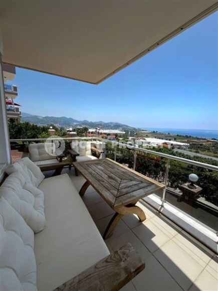 Просторная квартира 135 м² с видом на море в районе Демирташ-id-8913-фото-13