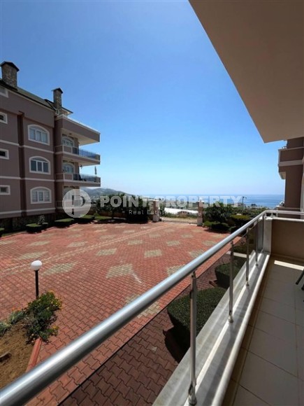 Просторная квартира 135 м² с видом на море в районе Демирташ-id-8913-фото-17