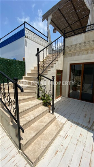 Two-storey villa 120 m² with pool and garden in Kargicak-id-8922-photo-11