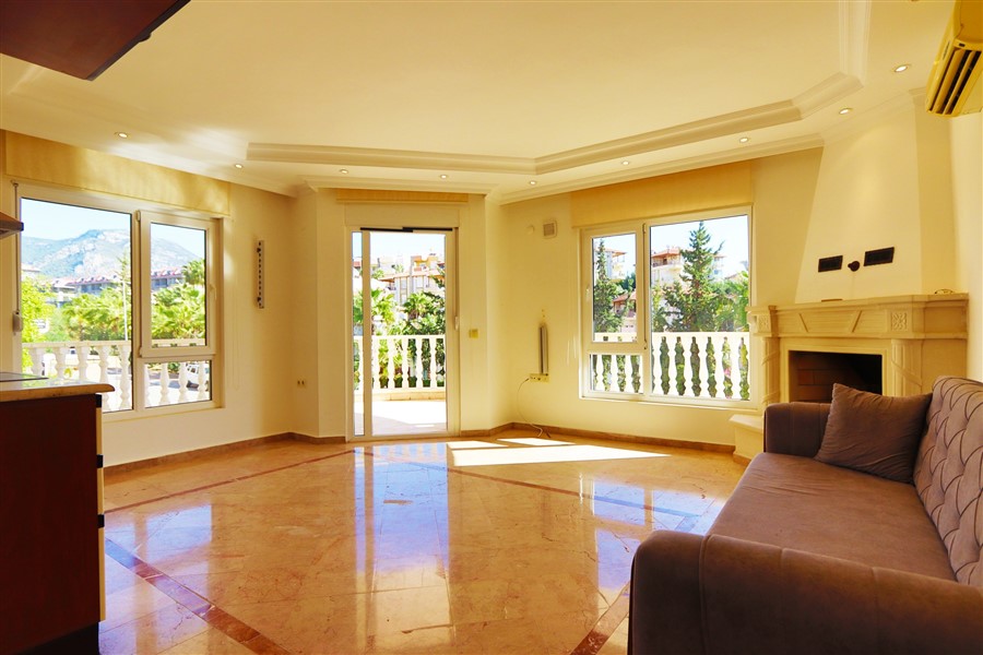 Квартира 110 м² в доме с концепцией виллы в Кестеле-id-8923-фото-2