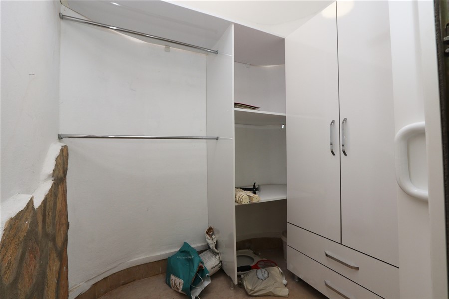 Квартира 110 м² в доме с концепцией виллы в Кестеле-id-8923-фото-8