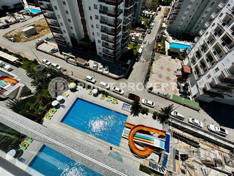 Large two bedroom apartment 147 sq.m. in Mahmutlar-id-8927-photo-12