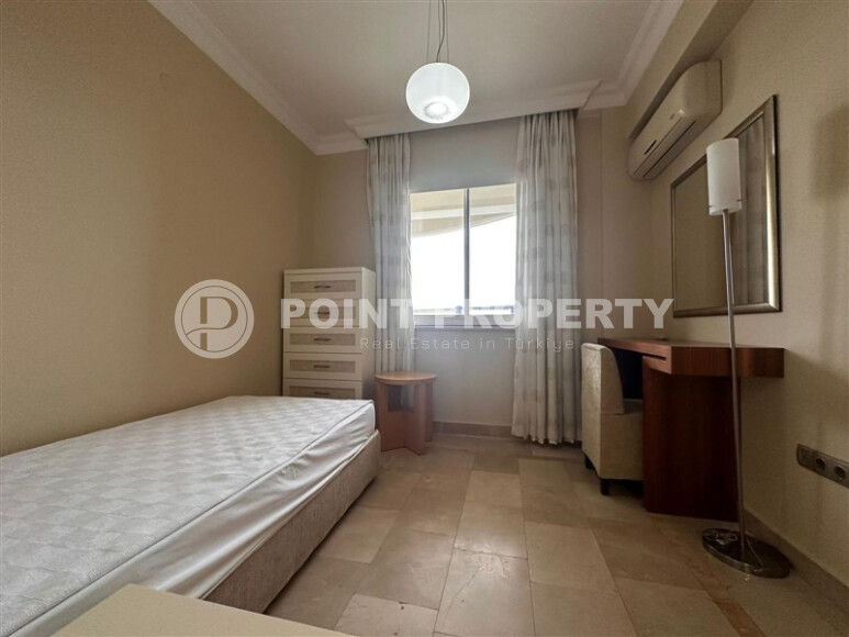 Просторная квартира 125 м² с видом на море в комплексе 2008 года постройки в Каргыджаке-id-8933-фото-9