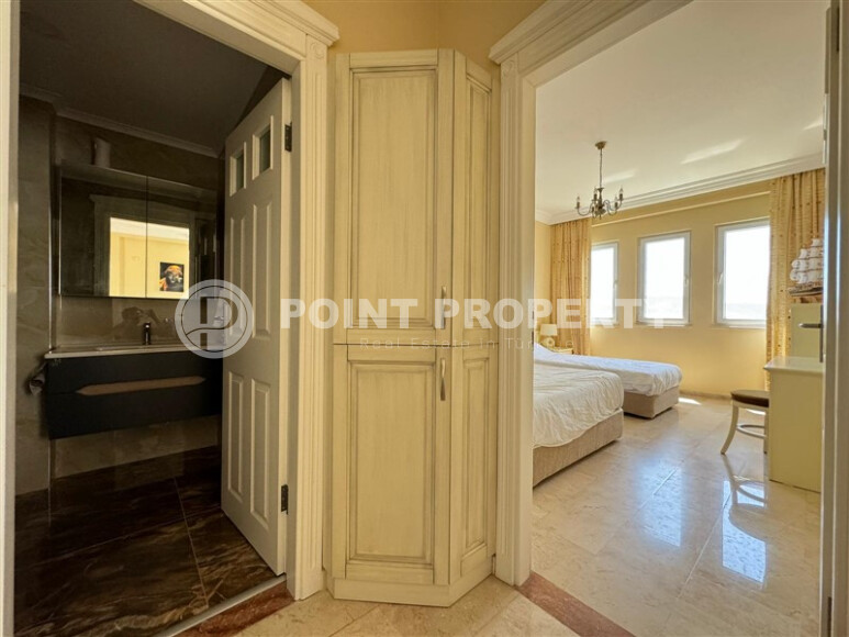 Villa 125 m² with sea and mountain view in Kargicak-id-8934-photo-5