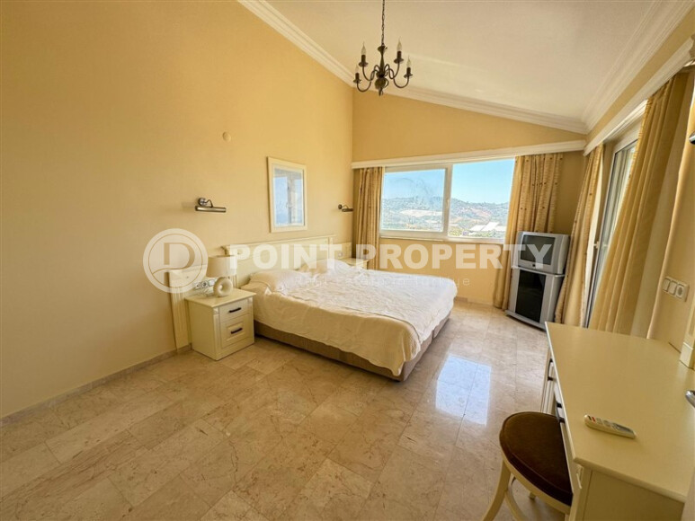 Villa 125 m² with sea and mountain view in Kargicak-id-8934-photo-7
