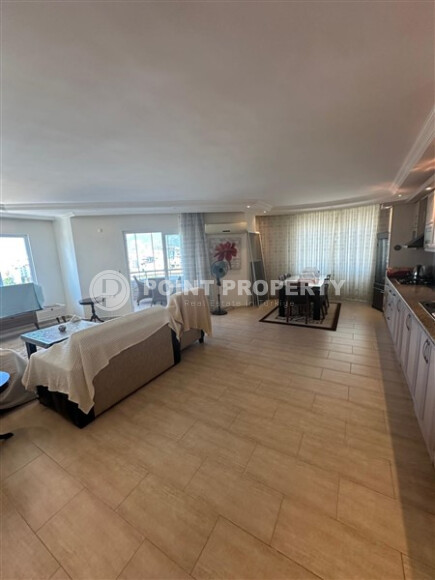 Solid apartment with sea and mountain views in Tosmur-id-8945-photo-4