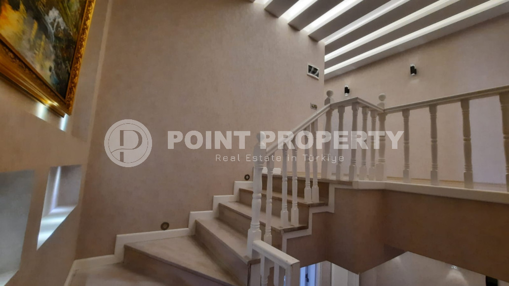 Luxury property: penthouse 4+1, 250m², with separate kitchen in a cozy complex in Oba, Alanya-id-1698-photo-8