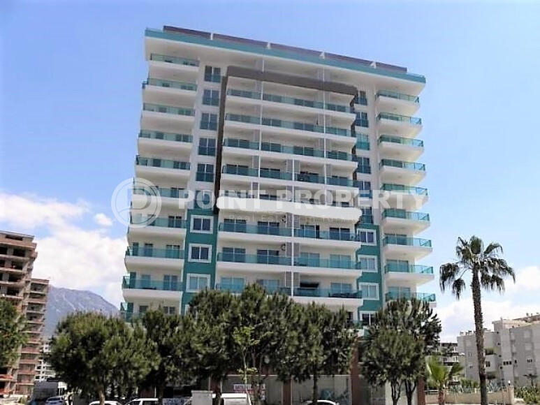 A cozy apartment right on the seashore with a view of the sea surface-id-8954-photo-1