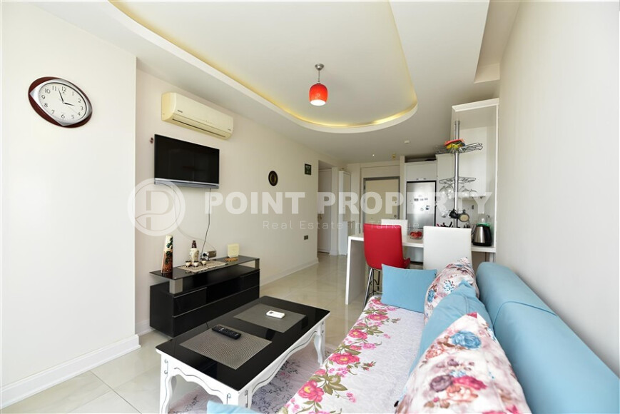 A cozy apartment right on the seashore with a view of the sea surface-id-8954-photo-3