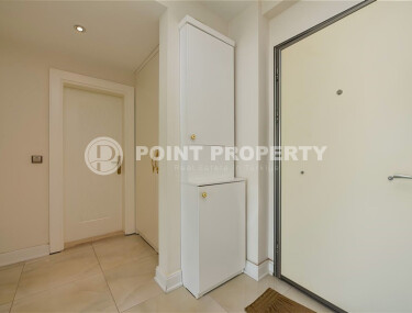 A cozy apartment right on the seashore with a view of the sea surface-id-8954-photo-5