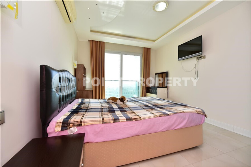 A cozy apartment right on the seashore with a view of the sea surface-id-8954-photo-6