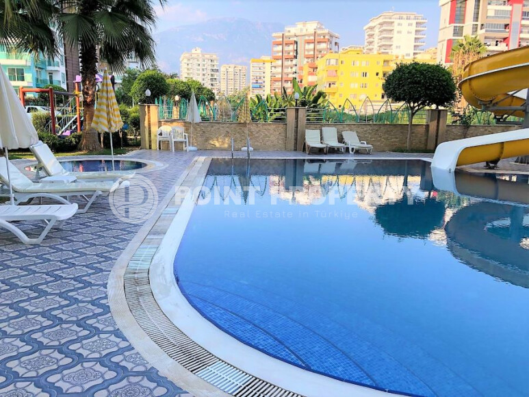 A cozy apartment right on the seashore with a view of the sea surface-id-8954-photo-20