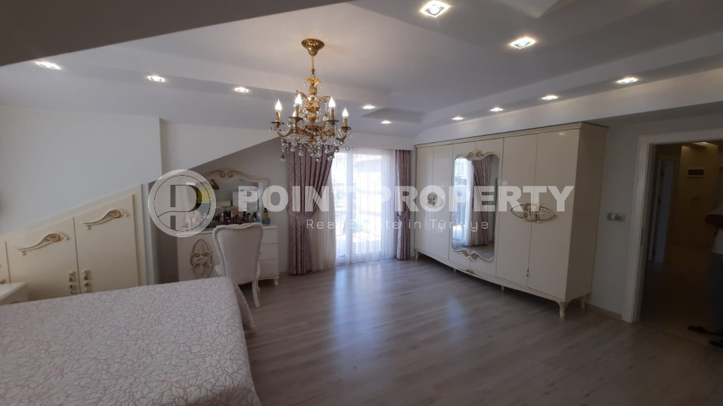 Luxury property: penthouse 4+1, 250m², with separate kitchen in a cozy complex in Oba, Alanya-id-1698-photo-19