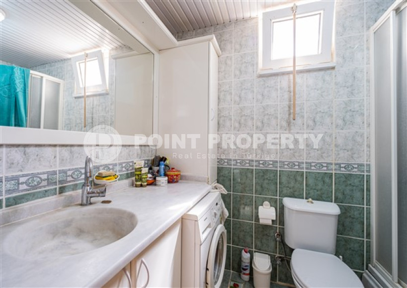 Меблированная трехэтажная вилла с тремя спальнями, 150м², у моря, в районе Алании Паяллар-id-1701-фото-24