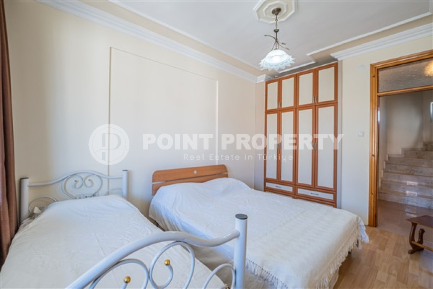 Меблированная трехэтажная вилла с тремя спальнями, 150м², у моря, в районе Алании Паяллар-id-1701-фото-37