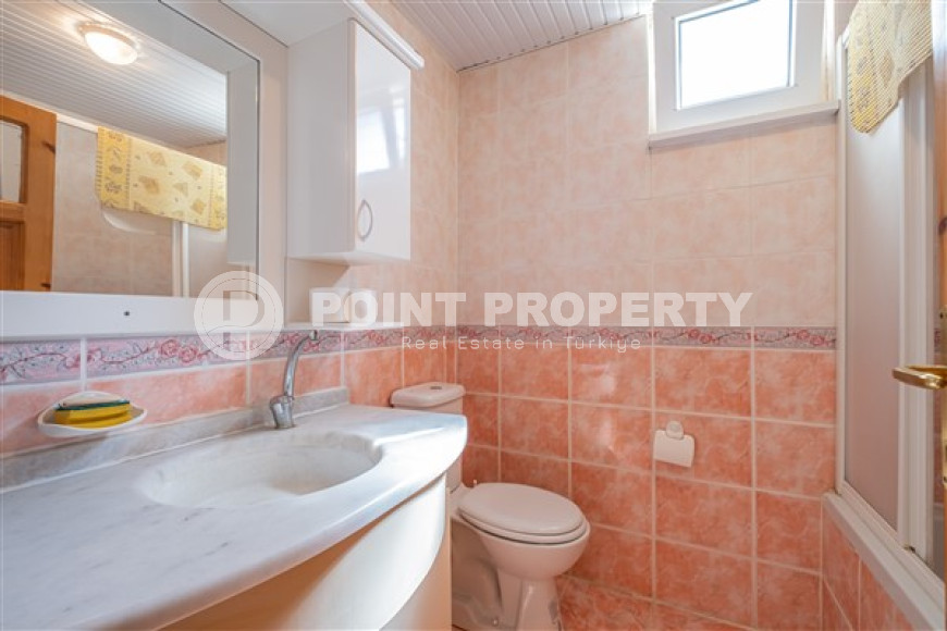 Меблированная трехэтажная вилла с тремя спальнями, 150м², у моря, в районе Алании Паяллар-id-1701-фото-38