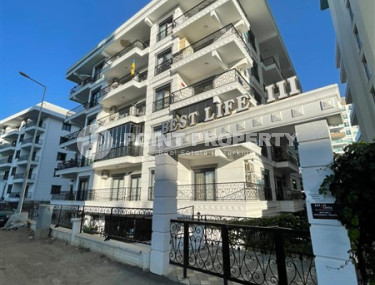 Spacious elegant three bedroom penthouse, 180m², 350m from the sea in Mahmutlar, Alanya-id-1702-photo-1