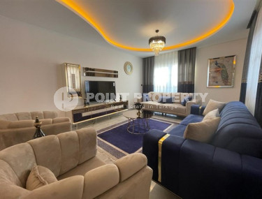 Spacious elegant three bedroom penthouse, 180m², 350m from the sea in Mahmutlar, Alanya-id-1702-photo-3