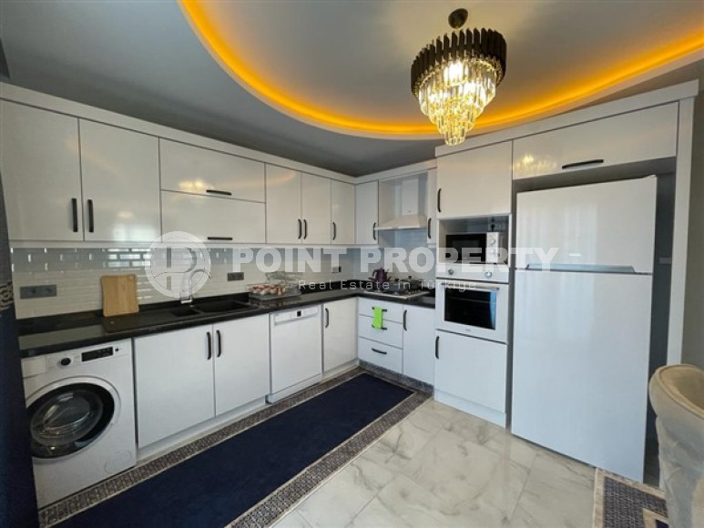 Spacious elegant three bedroom penthouse, 180m², 350m from the sea in Mahmutlar, Alanya-id-1702-photo-8