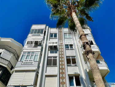 Центр Алании: меблированная трехкомнатная квартира, 85м², с видом на пляж Клеопатры-id-1703-фото-2