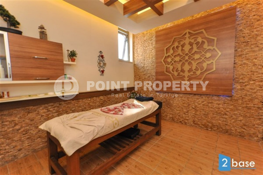 Elegant five-room penthouse, 230 m², with mountain views in a luxury complex in Cikcilli, Alanya-id-1706-photo-10