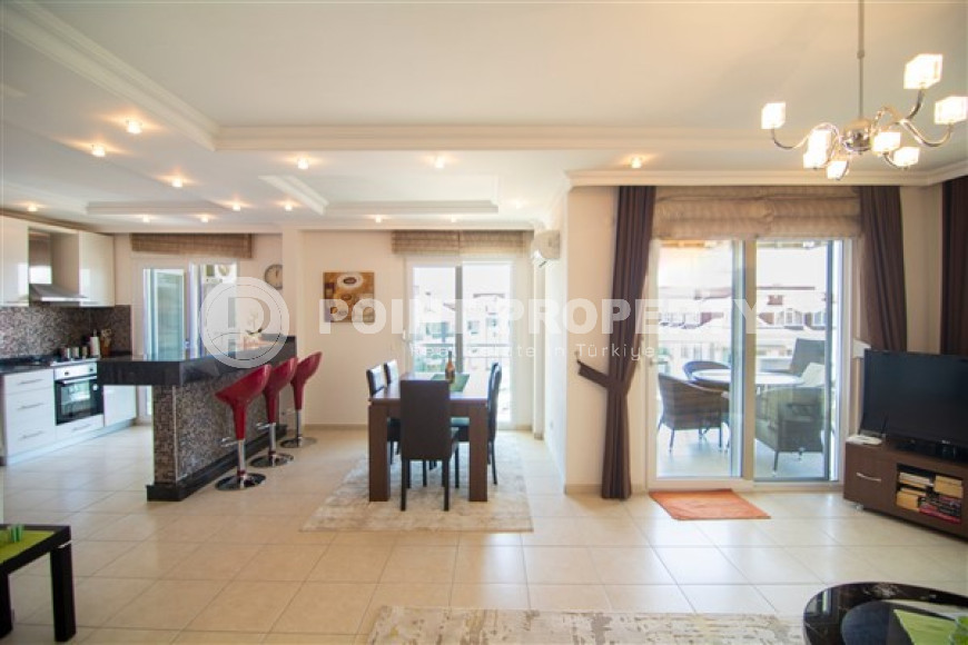 Elegant five-room penthouse, 230 m², with mountain views in a luxury complex in Cikcilli, Alanya-id-1706-photo-22