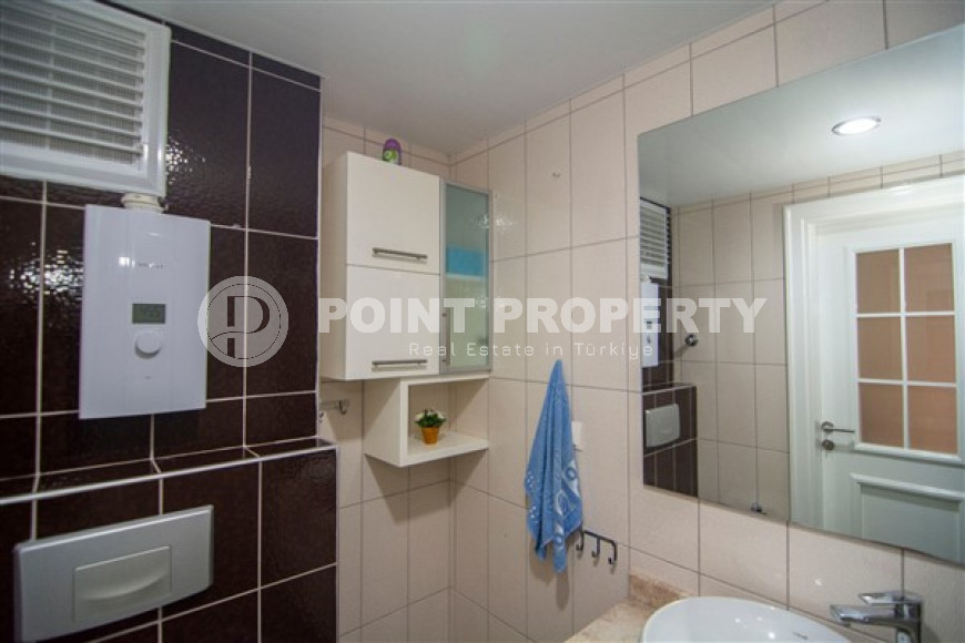 Elegant five-room penthouse, 230 m², with mountain views in a luxury complex in Cikcilli, Alanya-id-1706-photo-26