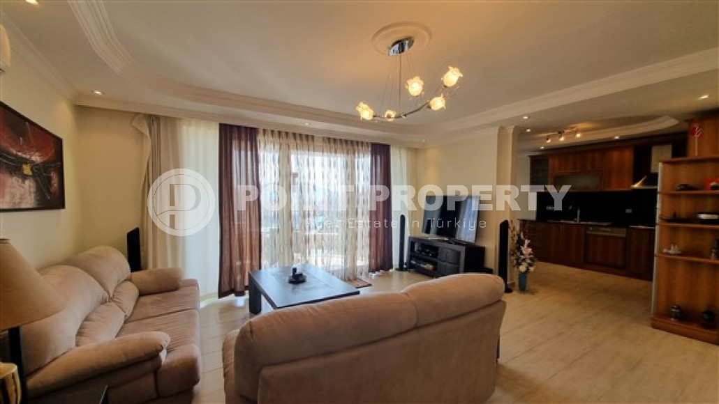 Ready to move in, penthouse 3+2, 220m², in a luxury complex in Cikcilli, Alanya-id-1707-photo-3