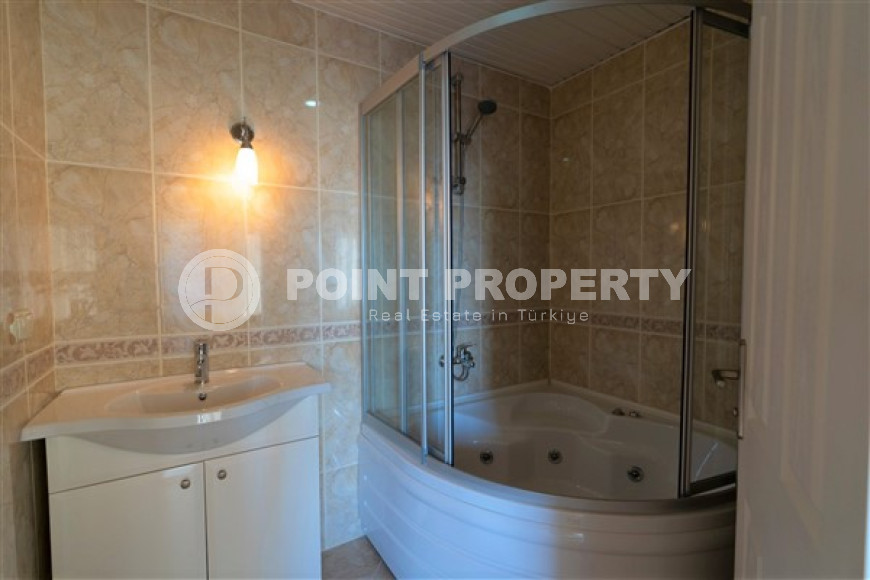 Ready to move in, penthouse 3+2, 220m², in a luxury complex in Cikcilli, Alanya-id-1707-photo-10