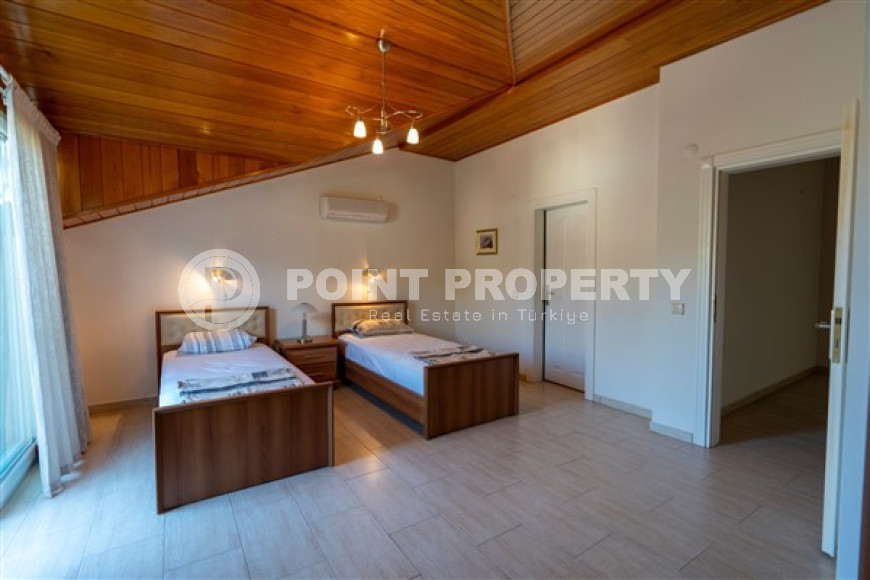 Ready to move in, penthouse 3+2, 220m², in a luxury complex in Cikcilli, Alanya-id-1707-photo-24