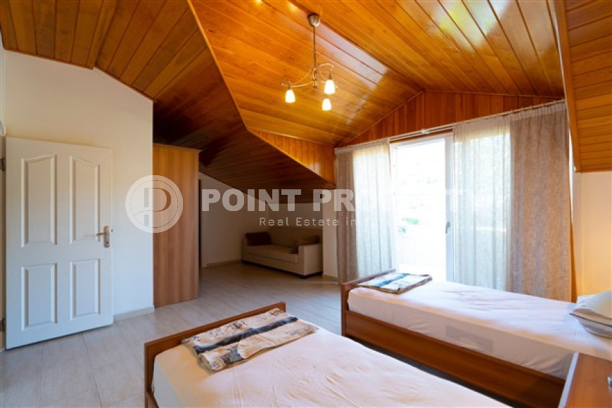 Ready to move in, penthouse 3+2, 220m², in a luxury complex in Cikcilli, Alanya-id-1707-photo-26