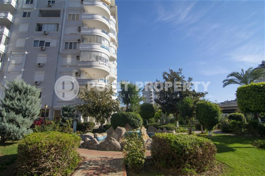 Ready to move in, penthouse 3+2, 220m², in a luxury complex in Cikcilli, Alanya-id-1707-photo-28