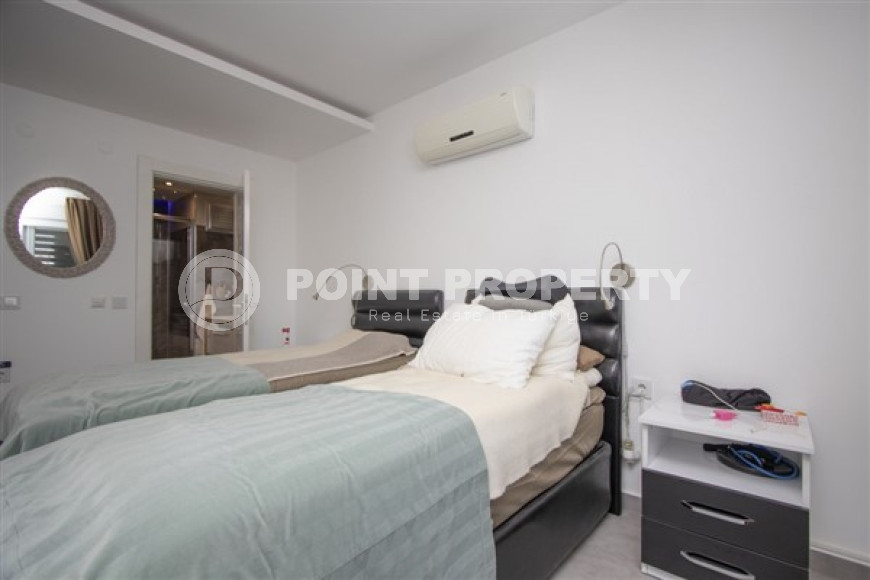 Stylish three-room apartment, 120m², in a premium residence in Alanya - Oba-id-1709-photo-21
