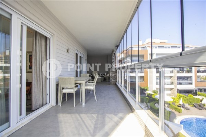Stylish three-room apartment, 120m², in a premium residence in Alanya - Oba-id-1709-photo-24
