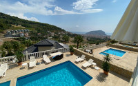 Spacious 4+2 villa with private pool in the center of Alanya for any rental period!-id-1710-photo-3
