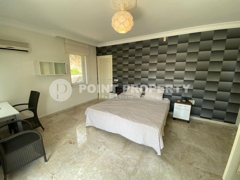 Просторная вилла 4+2 с личным бассейном в центре Алании на любой срок аренды!-id-1710-фото-24