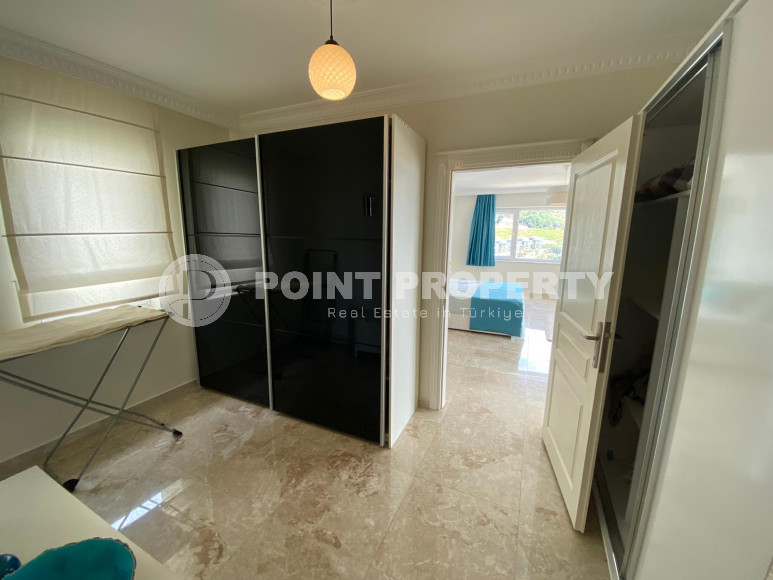 Spacious 4+2 villa with private pool in the center of Alanya for any rental period!-id-1710-photo-18