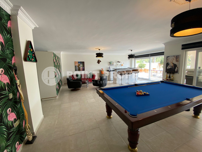 Просторная вилла 4+2 с личным бассейном в центре Алании на любой срок аренды!-id-1710-фото-32